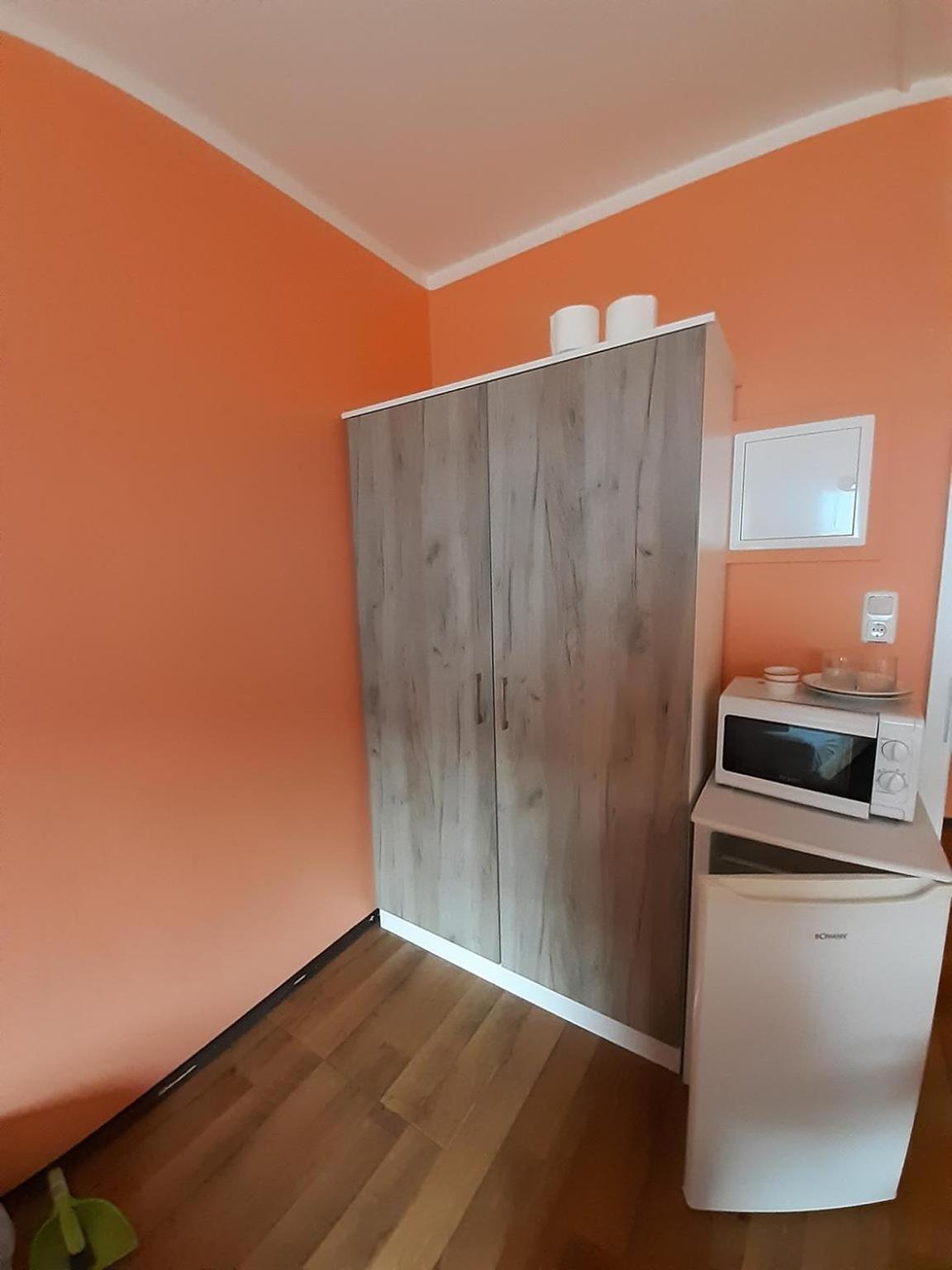 Budget Allach & Tub 19a